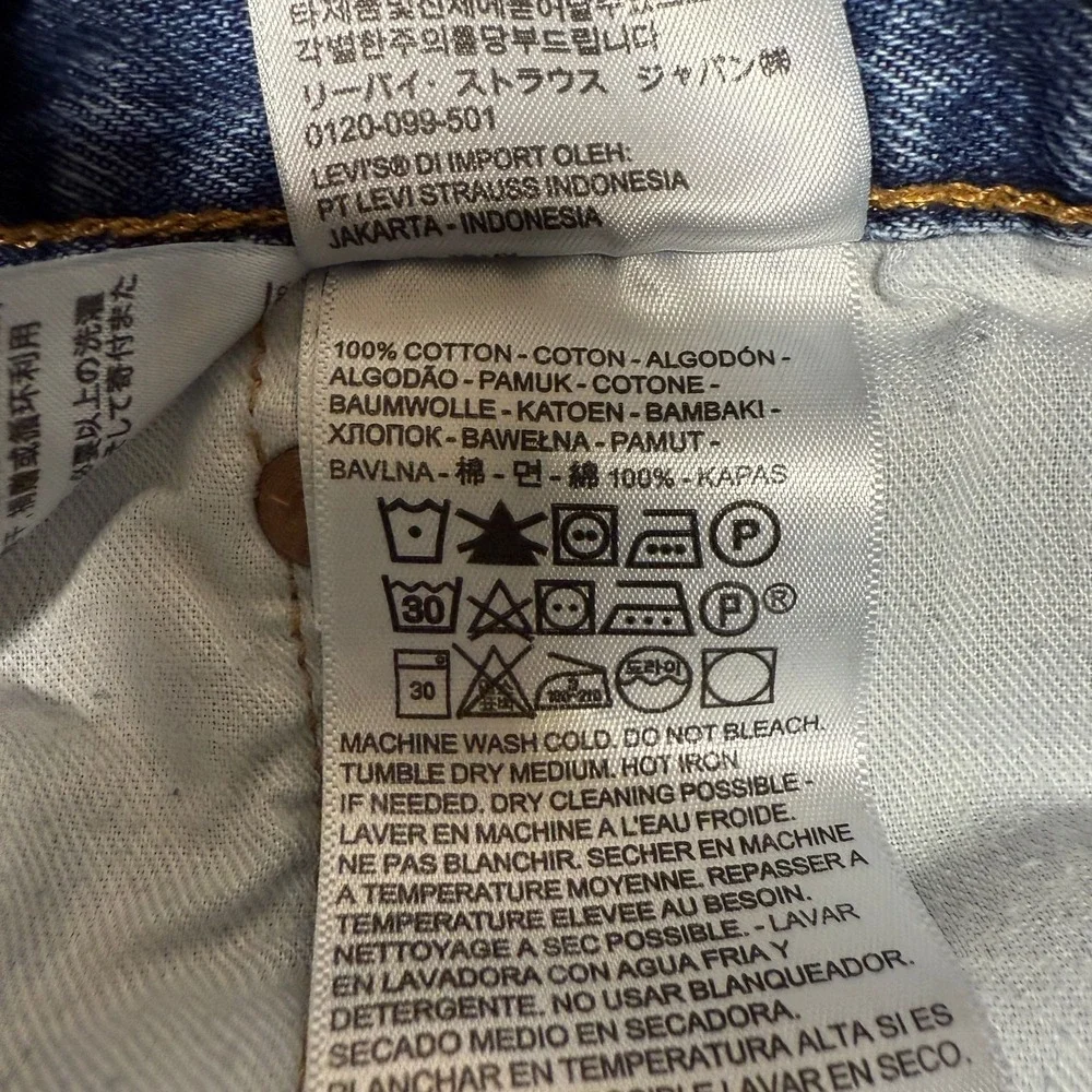 Levis 501 Mens Jeans 38x32 Medium Wash Blue Denim‎ Straight Leg Button Fly